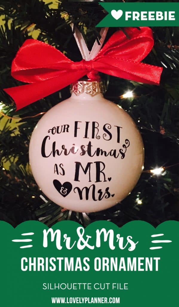 DIY Mr &amp; Mrs first Christmas ornament with vinyl - Free cut file ...